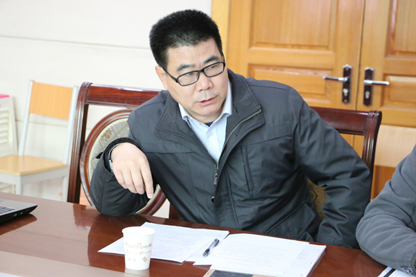 教务处罗斐主任主持此次研讨会