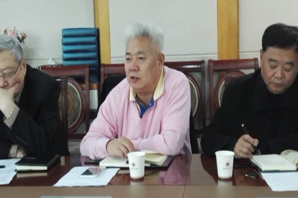 校友辅导员踊跃发言