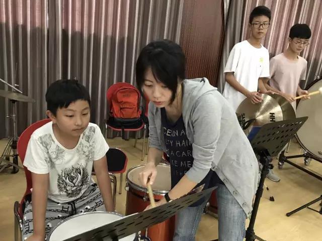 陈玉洁女士进行指导