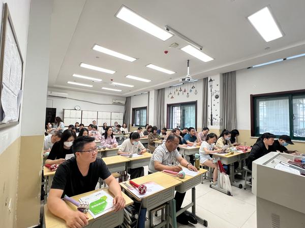 mmexport1715420575509 mmexport1715420575509